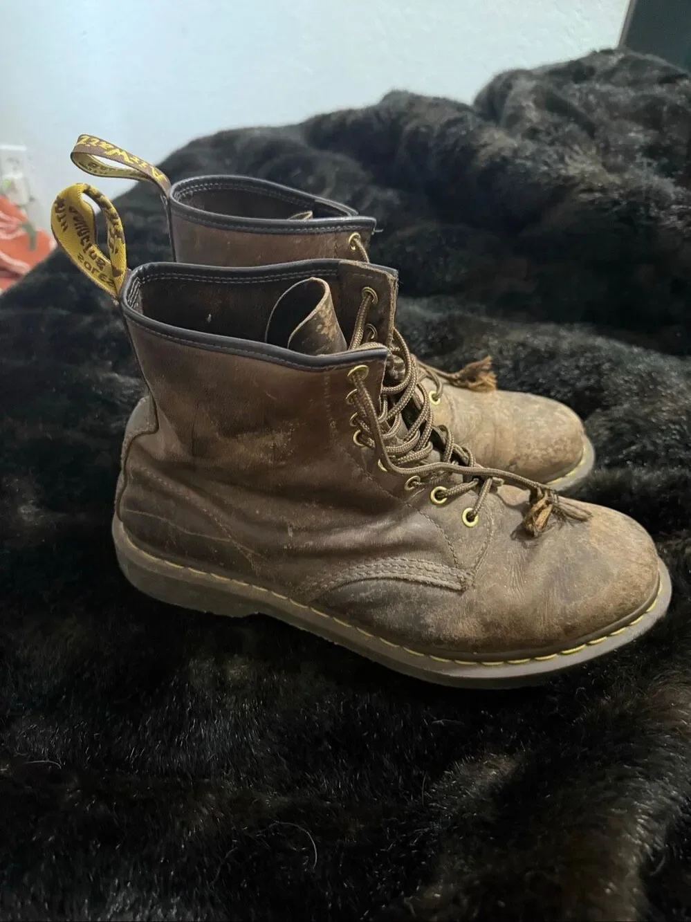 The Original Dr. Martens Air Wair Bouncing Soles 12 boots shoes Vintage